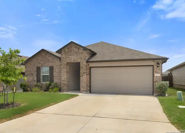 Property at 832 Pronghorn Trl, Seguin, TX, 78155, 4 beds, 2 baths, [object Object]