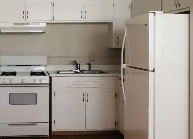 Property at 301 5th St SE Unit 2, Minneapolis, MN, 55414, 1 bed, 1 bath, [object Object]