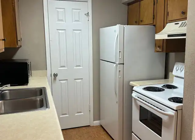 Property at 1425 S 12th St, Waco, TX, 76706, 1 bed, 1 bath, [object Object]