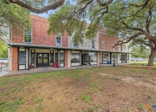 Property at 805 N Main St, Salado, TX, 76571, 2 beds, 2 baths, [object Object]
