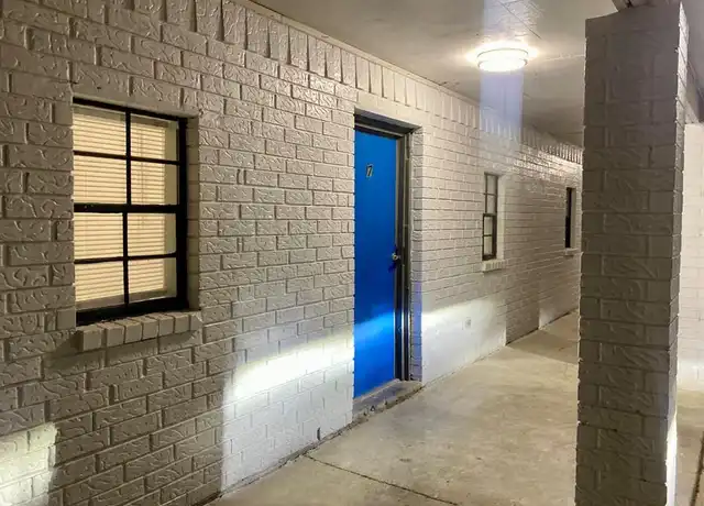 Property at 1920 E Iowa Rd, Edinburg, TX, 78542, 2 beds, 1 bath, [object Object]