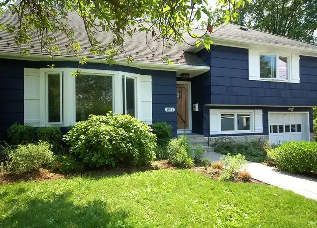 Property at 891 Port Dr, Mamaroneck, NY, 10543, 3 beds, 2 baths, [object Object]