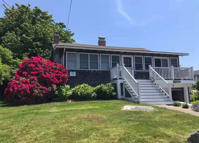 Property at 33 Crescent St, Groton, CT, 06340, 3 beds, 1 bath, [object Object]