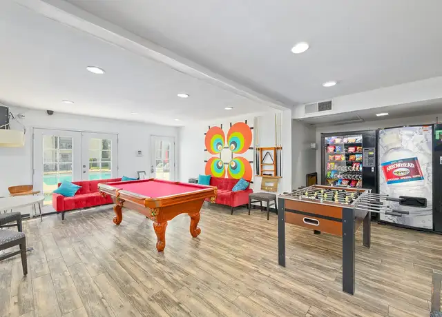 Photo of 311 S Sunrise Way, Palm Springs, CA 92262