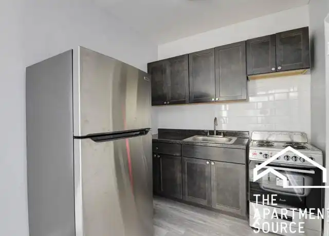 Property at 4511 N Malden St, Chicago, IL, 60640, 2 beds, 2 baths, [object Object]
