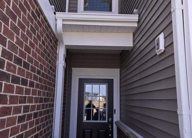 Photo of 2263 Horseshoe Cir, Naperville, IL 60564