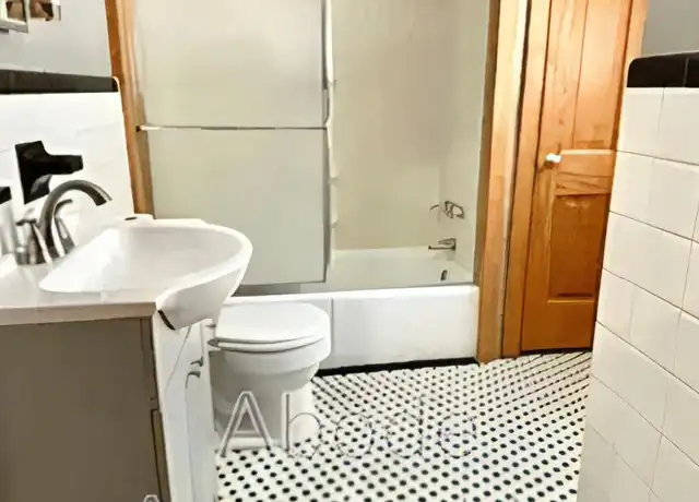 Property at 116 Cumberland Ct Unit 3, Pikeville, KY, 41501, 3 beds, 1 bath, [object Object]