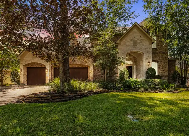 Property at 15 Player Green Pl, Spring, TX, 77382, 5 beds, 4.5 baths, [object Object]