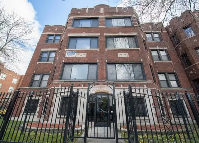 Property at 7701 S Yates Blvd, Chicago, IL, 60649, 2 beds, 1 bath, [object Object]