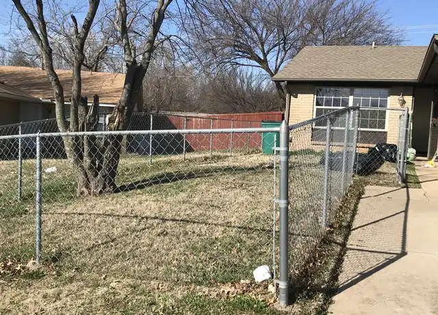 Property at 12515 SW 2nd St, Yukon, OK, 73099, 2 beds, 2 baths, [object Object]