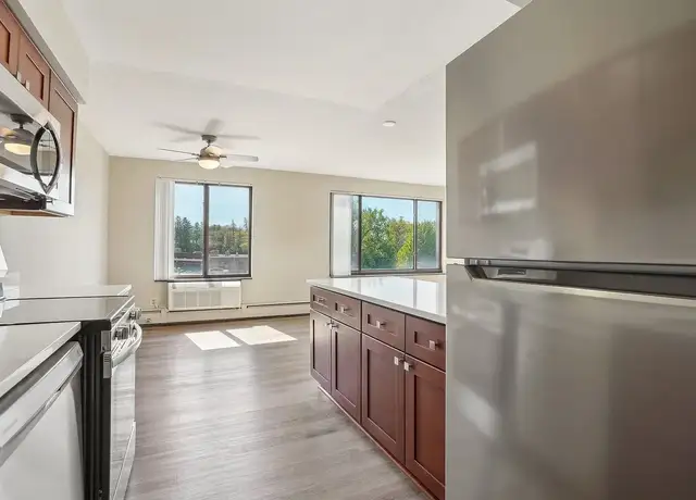 Photo of 5300 Vernon Ave S, Minneapolis, MN 55436