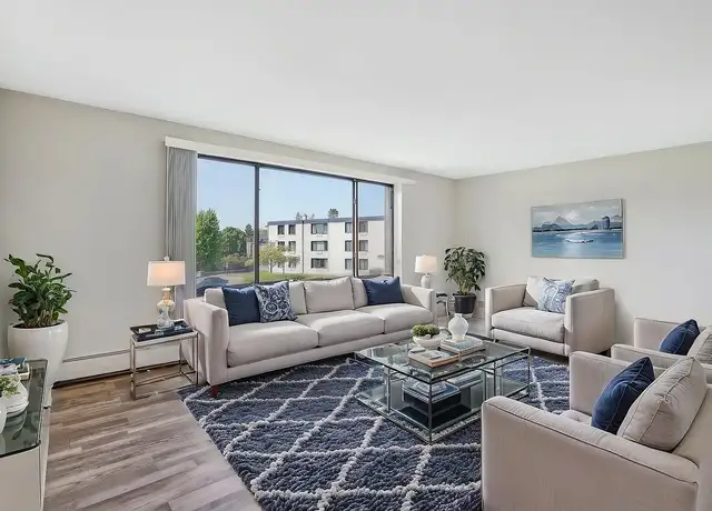 Photo of 5300 Vernon Ave S, Minneapolis, MN 55436