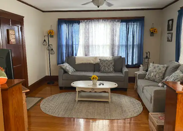 Property at 52 Pilgrim Ave Unit 3, Worcester, MA, 01604, 3 beds, 1 bath, [object Object]