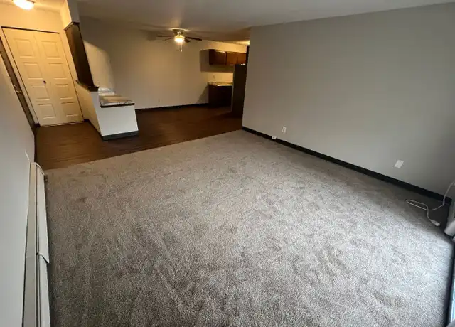 Property at 202 Williamsburg Dr Unit 6, Thiensville, WI, 53092, 2 beds, 1 bath, [object Object]