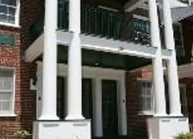Property at 3214 W Franklin St, Richmond, VA, 23221, 1 bed, 1 bath, [object Object]