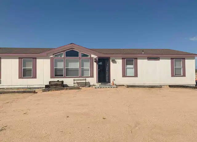 Property at 63605 Winter Rd, Joshua Tree, CA, 92252, 4 beds, 2 baths, [object Object]