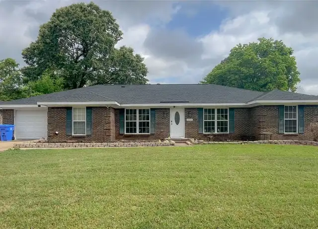 Property at 103 Rosewood Dr, Prattville, AL, 36066, 4 beds, 2 baths, [object Object]