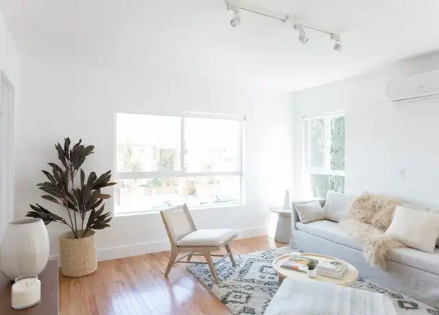 Property at 1006 N New Hampshire Ave Unit 10065, Los Angeles, CA, 90029, 2 beds, 1 bath, [object Object]