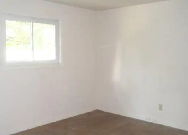 Property at 2001 Spencer St Unit D, Greensboro, NC, 27401, 2 beds, 1 bath, [object Object]
