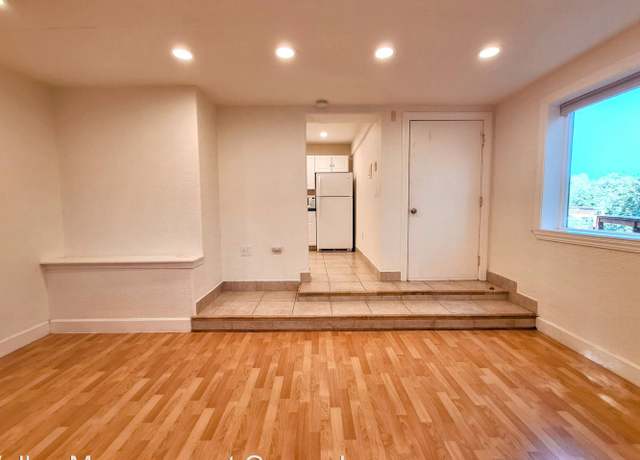 Photo of 15975 Cerro Vista Dr, Los Gatos, CA 95032