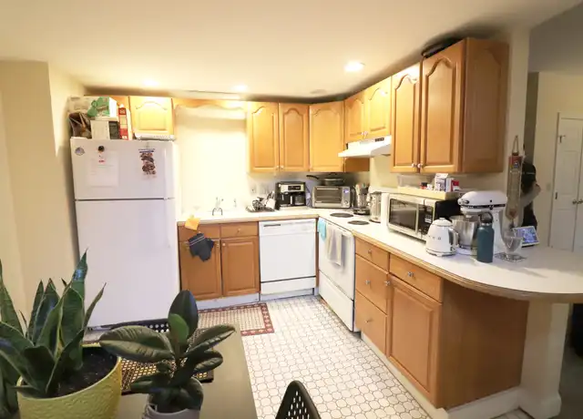 Property at 1090 Beacon St Unit G3, Brookline, MA, 02446, 1 bed, 1 bath, [object Object]