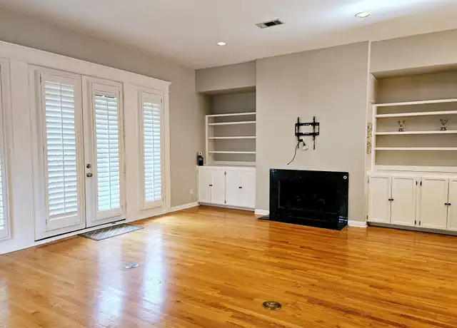 Property at 3818 Hazard St, Houston, TX, 77098, 3 beds, 3.5 baths, [object Object]