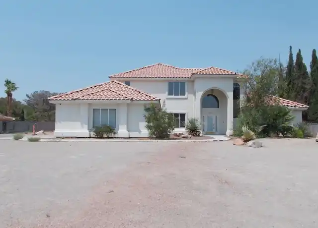 Property at 5016 N Cimarron Rd, Las Vegas, NV, 89149, 4 beds, 4 baths, [object Object]