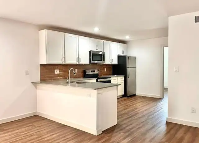 Property at 125 E 8th St Unit 101, Dallas, TX, 75203, 1 bed, 1 bath, [object Object]