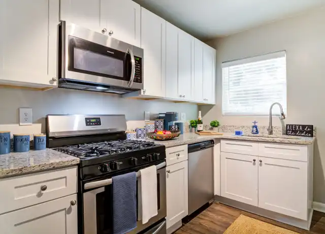 Property at 1026 Collier Rd NW Unit 00-A3, Atlanta, GA, 30318, 2 beds, 1 bath, [object Object]
