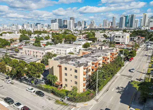 Property at 677 SW 9th Ave #309, Miami, FL, 33130, 2 beds, 1 bath, [object Object]