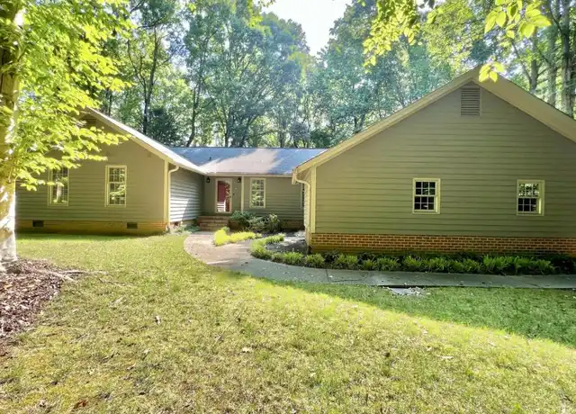 Property at 911 Reverdy Ln, Matthews, NC, 28105, 4 beds, 2.5 baths, [object Object]