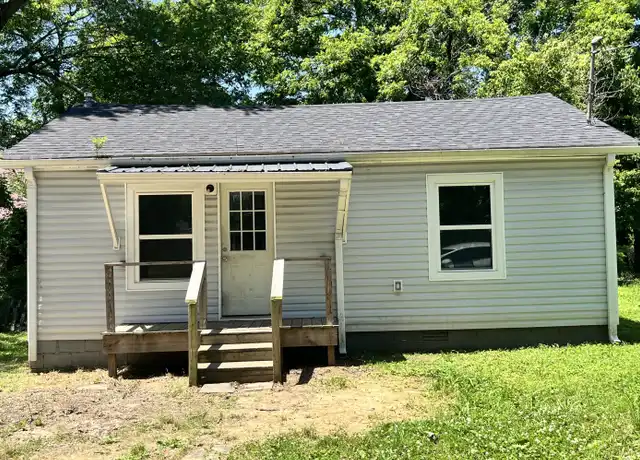 Property at 111 Elizabeth St, Jackson, TN, 38301, 2 beds, 1 bath, [object Object]