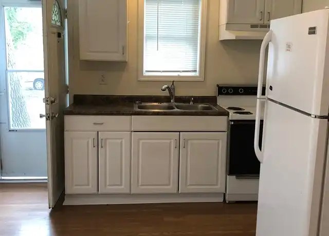 Property at 3611 Bishop Rd Unit 5, St Joseph, MO, 64505, 0 beds, 1 bath, [object Object]
