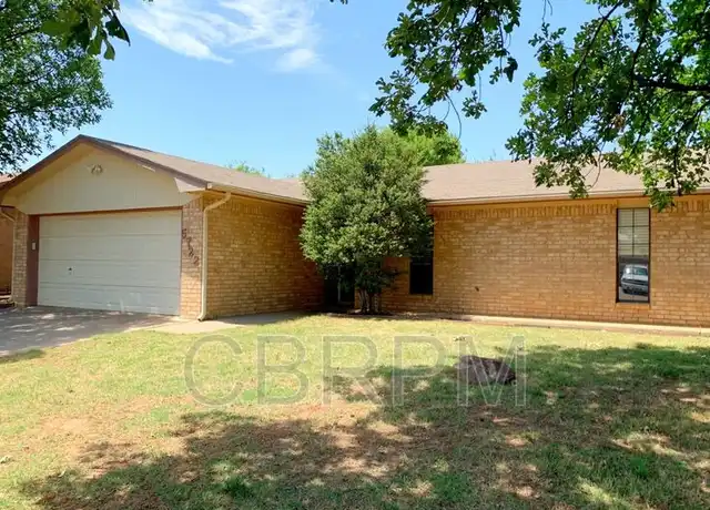 Property at 5722 93rd St, Lubbock, TX, 79424, 3 beds, 2 baths, [object Object]