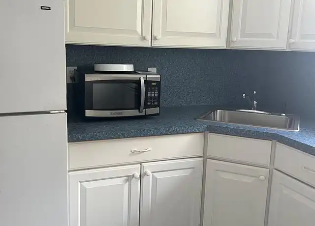 Property at 121 Sullivan Ave, Farmingdale, NY, 11735, 2 beds, 1 bath, [object Object]