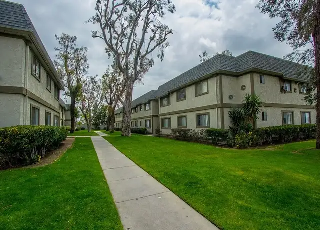 Photo of 16787 Miller Ave, Fontana, CA 92336