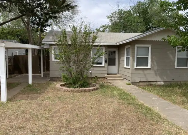 Property at 2818 35th St, Lubbock, TX, 79413, 2 beds, 1 bath, [object Object]