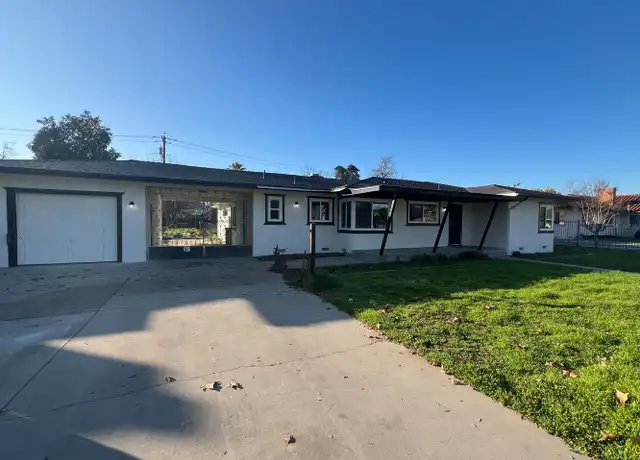 Property at 28 E Strother Ave, Fresno, CA, 93706, 3 beds, 2.5 baths, [object Object]