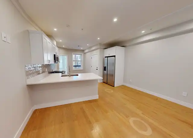 Property at 161 Allston St Unit 4a, Boston, MA, 02134, 4 beds, 1 bath, [object Object]