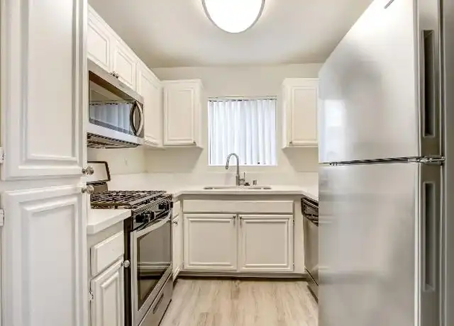 Property at 11325 Morrison St, North Hollywood, CA, 91601, 1 bed, 1 bath, [object Object]