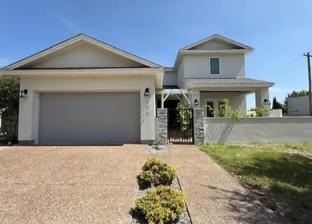 Property at 190 Lake Carnegie Ct, Laredo, TX, 78041, 3 beds, 3.5 baths, [object Object]