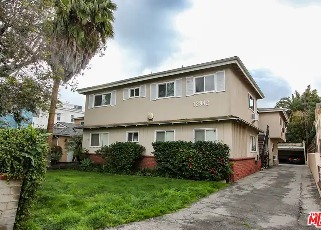 Property at 12942 Moorpark St Unit 4, Studio City, CA, 91604, 2 beds, 1 bath, [object Object]