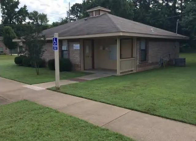 Property at 500 Danville Rd Unit 101, Kilgore, TX, 75662, 1 bed, 1 bath, [object Object]