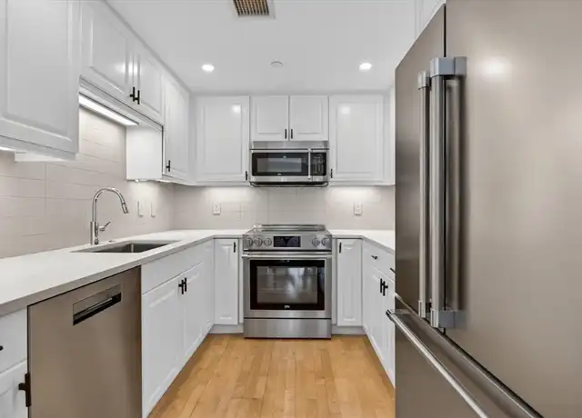 Property at 10 Bowdoin St #202, Boston, MA, 02114, 1 bed, 1 bath, [object Object]