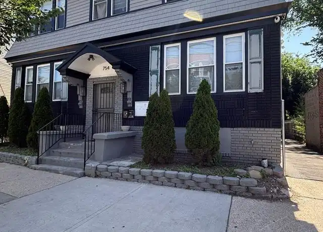 Property at 754-756 S 11th St, Newark, NJ, 07103, 4 beds, 1 bath, [object Object]