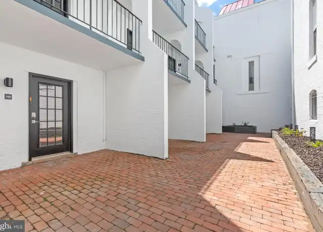 Property at 207 S Patrick St Unit 102, Alexandria, VA, 22314, 1 bed, 1 bath, [object Object]