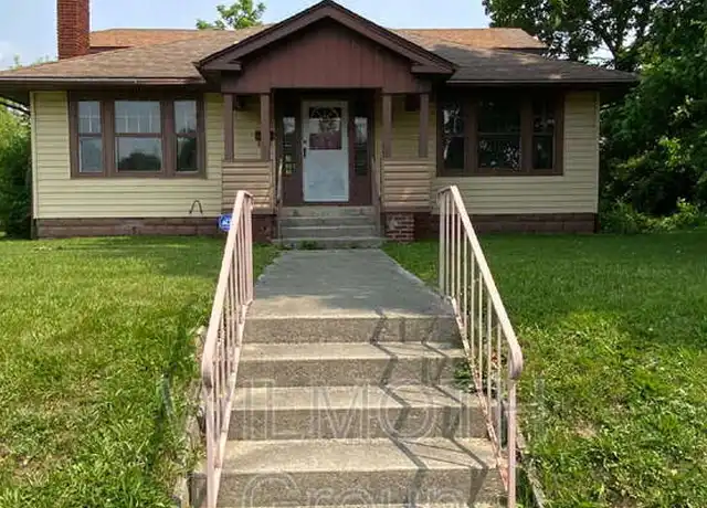 Property at 1000 E 8th St, Muncie, IN, 47302, 3 beds, 1 bath, [object Object]
