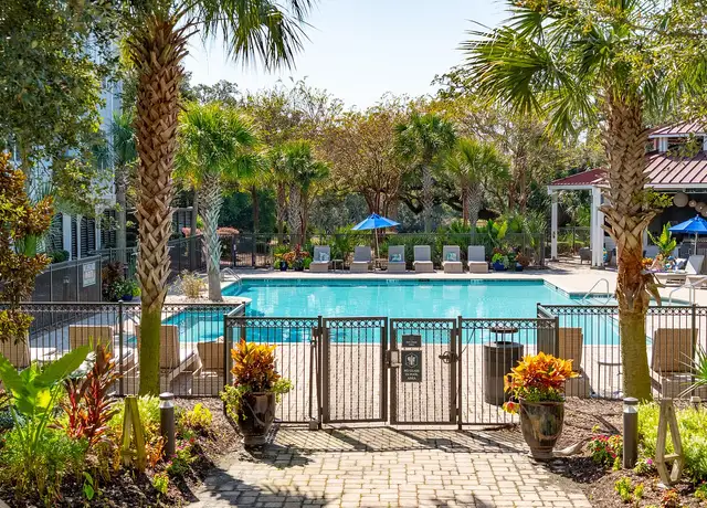 Photo of 455 Seven Farms Dr, Daniel Island, SC 29492