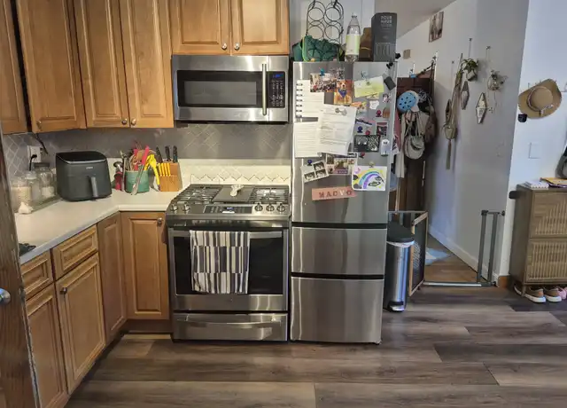 Property at 384 Front St Unit 1, Weymouth, MA, 02188, 2 beds, 1 bath, [object Object]