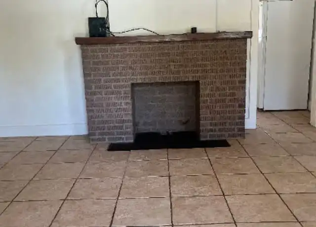 Property at 1418 Michigan Ave, Alamogordo, NM, 88310, 2 beds, 2 baths, [object Object]